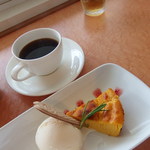 エーカフェ - ケーキセット800円（食後は700円）