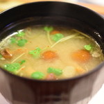 楽座 - お味噌汁