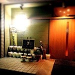 中国菜 秀 - （2015.7）お店の外観（シックであります！）