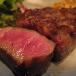 銀座 みやちく - 宮崎牛ロースステーキ定食（ランチ）のステーキ