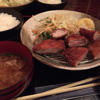 豚しゃぶ せいろ蒸し 豚匠 なんば邸 - 