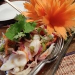 タイレストラン チェンマイ - イカのサラダ