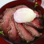 イー ダッシュ カフェ - 能登牛ローストビーフ丼