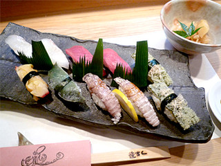 Sasa Sushi - 今月のおすすめにぎり