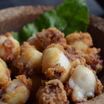 作島 茜 - タコ唐揚げ