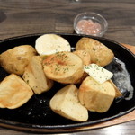 海男 - じゃがバター　一人で食べたらお腹いっぱいです