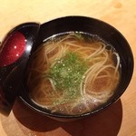 寿司 はせ川 - 旨みがでたダシは入麺で♪