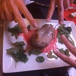 肉バル パンとサーカス - うさぎのコンフィ 1800円