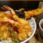 日本橋 天丼 金子半之助 - うわー！天丼と黒豆茶