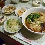 Shisen Ryouri Sempu - 牛肉麺