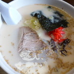 三男坊 - 牛骨ラーメン（７５０円）