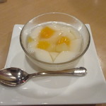 雲丹 - 杏仁豆腐