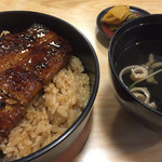 Unagi No Kurodaya - うなぎ丼  きも吸い付き