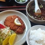 山香食堂 - チキンカツ定食