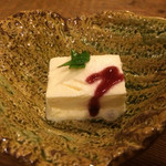 徳山鮓 - 飯を使ったアイスクリーム。
      今まで食べた中でこんなに旨みの濃いデザートは食べたことがありません。