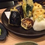 はす家 金沢駅前店 - 加賀野菜の天ぷら