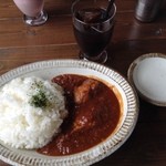 旅人カレー - ホットチキン（ごはん大盛り）