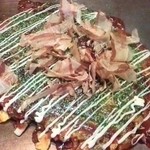 Okonomiyaki Furukawa - 満腹セット・お好み焼　イカ玉（大）+ポテトベーコンバター焼き+ソフトドリンク（ジョッキ中）￥950（税抜）