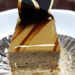 イデミスギノ - コーヒーとキャラメルのムースようです。お酒強め。