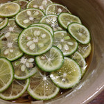 天通 - キレイな色のおだし