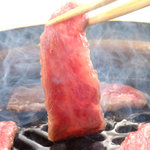 焼肉なべしま - 料理写真:有機飼料で飼育された牛を産地で直接買い付け