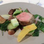 モトイ - 豚のロティ。京野菜は30種と。ビートまであり。