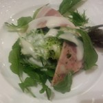 Brasserie & Bar La Gare - 二種類のハムのサラダ／平成27年7月