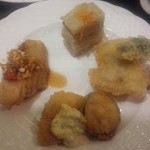 Brasserie & Bar La Gare - 白身魚フライ？＆海老と茄子の天麩羅？＆鶏肉とシシトウの天麩羅＆魚と野菜のミルフィーユ風？／平成27年7月