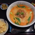 Opus One - 担々麺セット950円