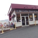 The Coffee Bean & Tea Leaf - お店前に駐車場有ります