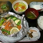 Sakari - 鯛と秋野菜のホイル焼きです