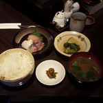 小料理 錦彩 - お刺身定食８３０円税込