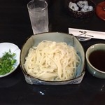 五月 - 稲庭うどん　冷つけ汁800円（税込）は、まめかん付き