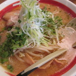 麺家かぐら - 味噌ラーメン大盛790円。