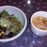 恵比寿屋 トラットリア - セットのスープとサラダ
