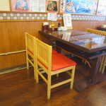 てっ平 - 鉄板付きテーブル席