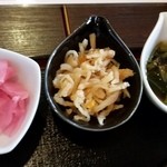 Janku Kafe Tokyo - 桜漬、切干大根、ねばねば小鉢