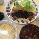 ニューサントス - 味噌カツ定食