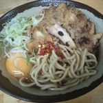 六文そば処 - ゲソ天そばに唐辛子を