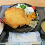 菊一商店 - カレイ定食500円