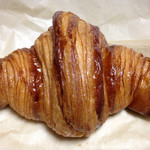 カズノリ イケダ アンディヴィデュエル - クロワッサンVIRON（240円）