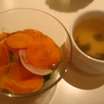 Dhikishidaina - サラダとスープその2