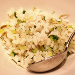 大淀河畔 みやちく - H27.7
      きゅうりとジャコのチャーハン