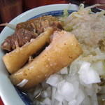 信者 - 信者　ブタ