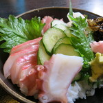 Kuriya - 海鮮丼
