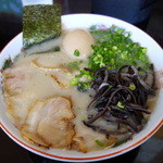 石田一龍 本店 - 2015年5月　チャーシュー麺煮玉子トッピング