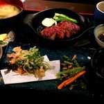 花殿 - 近江牛ももステーキ御膳。