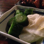 徳丸 - 漬物盛り合わせ250円