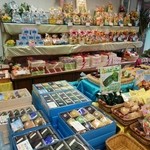 アデリーヌ長栄堂 - 店内商品