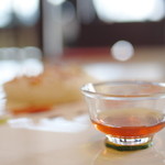 涵梅舫 - 龍鬚麪（りようひげめん）、杏子蜜汁（あんずみつ）